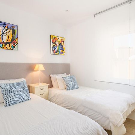 Atico 2 Terrazas Junto Al Mar By Rent Me Διαμέρισμα Εστεπόνα Εξωτερικό φωτογραφία